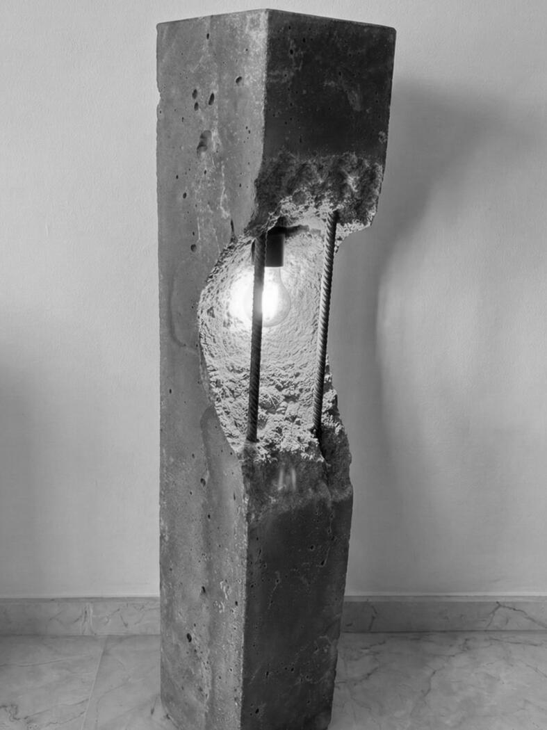 Corner Lamp Corner Lamp, Concrete, Iron Rebars, 75kg